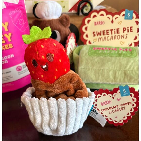 BARK BOX - NWT - Bundle of 3 Quality Toys from Bark & Bag of Treats/Small Dogs - Picture 8 of 15